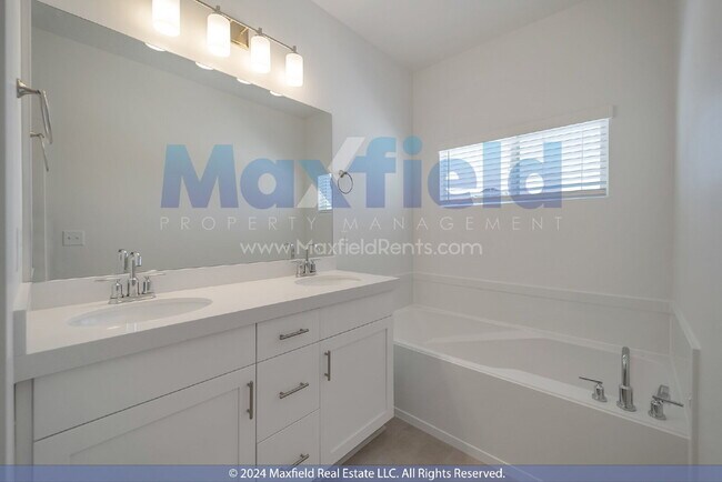 Building Photo - Interior New Townhouse - 3BD 3BA 2GA