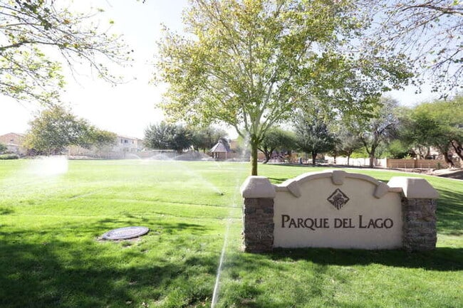 Building Photo - Rancho Sahuarita