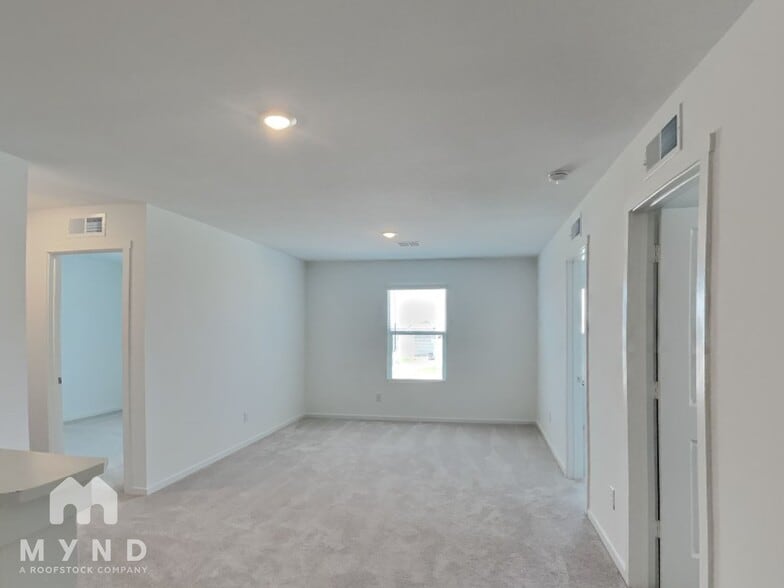 Building Photo - 929 Mossycup St