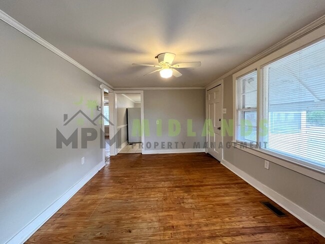 Building Photo - 135 Rivelon Rd