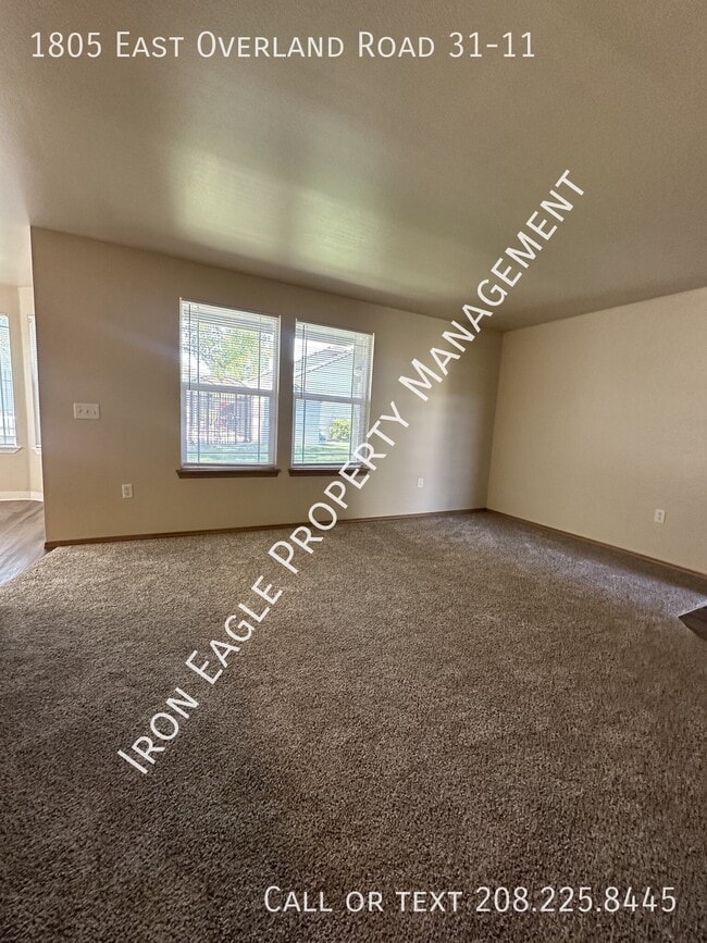 Building Photo - 1805 E Overland Rd