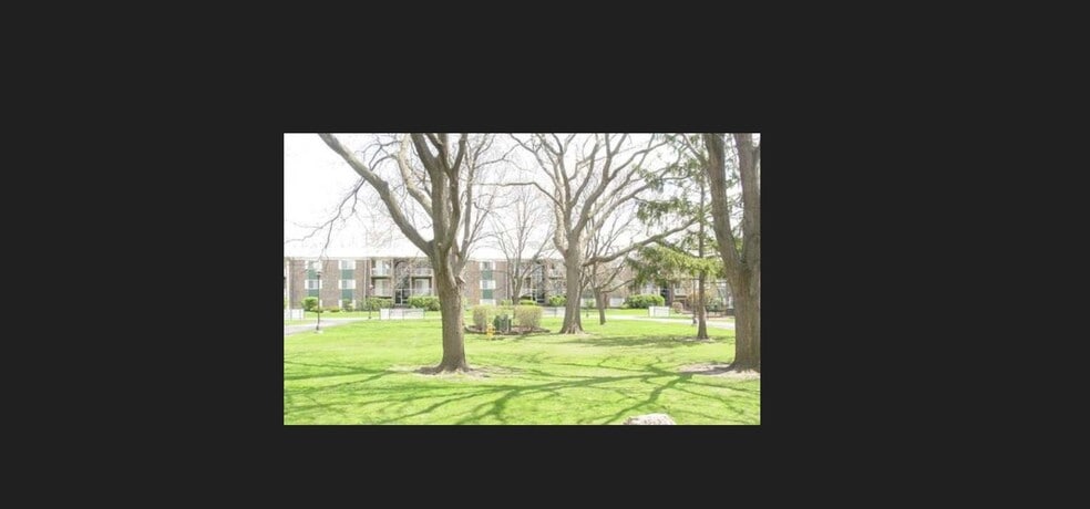 Building Photo - 1519 N Windsor Dr