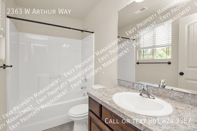 Building Photo - 2363 Arthur Way