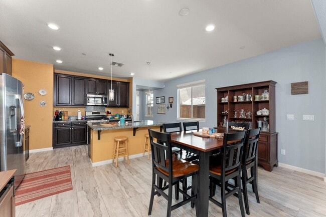 Building Photo - 9363 Wild Lilac Cir
