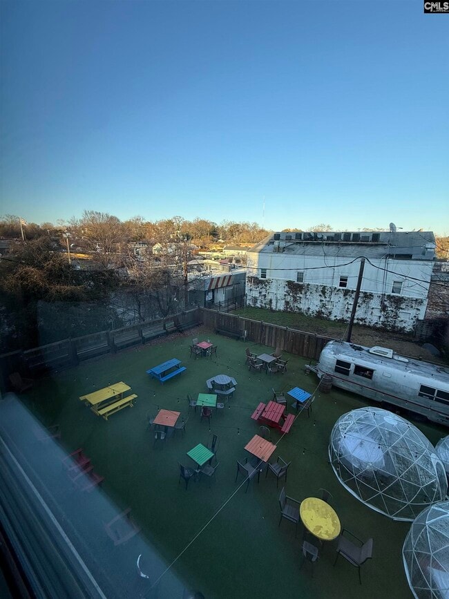 Building Photo - 2009 Greene St