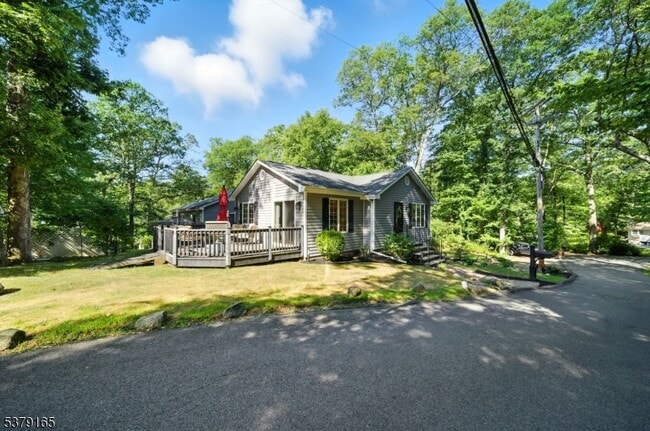 Building Photo - 17 Rockaway Ave