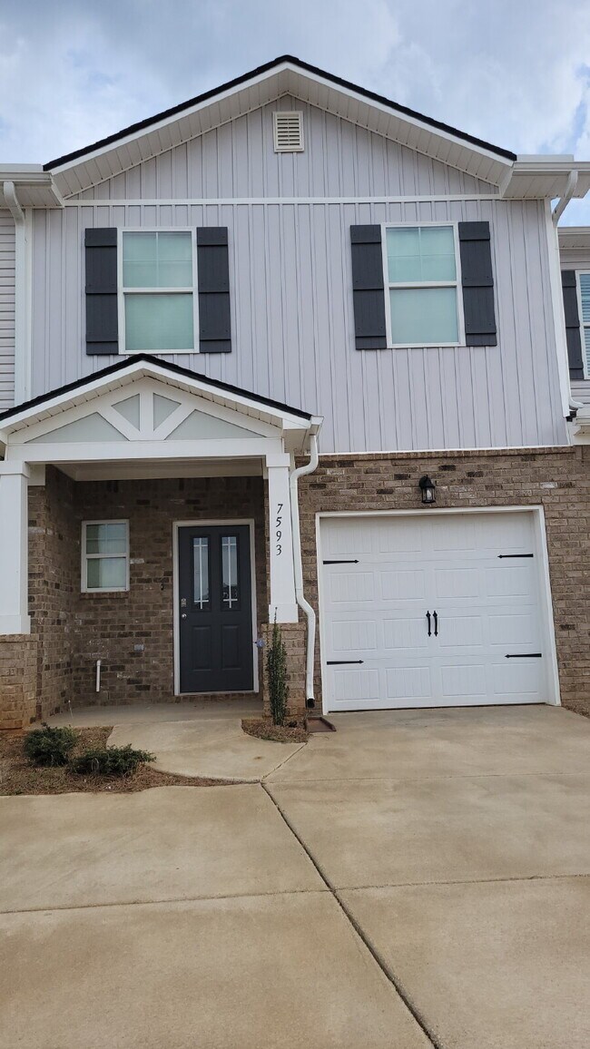 Building Photo - Section 8 Welcome, New Build!!!  "Charming Huntsville Home: 3-Bedroom, 2.5-Bath Gem with Granite ...