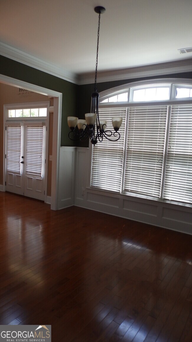 Building Photo - 4071 Copper Creek Way NE