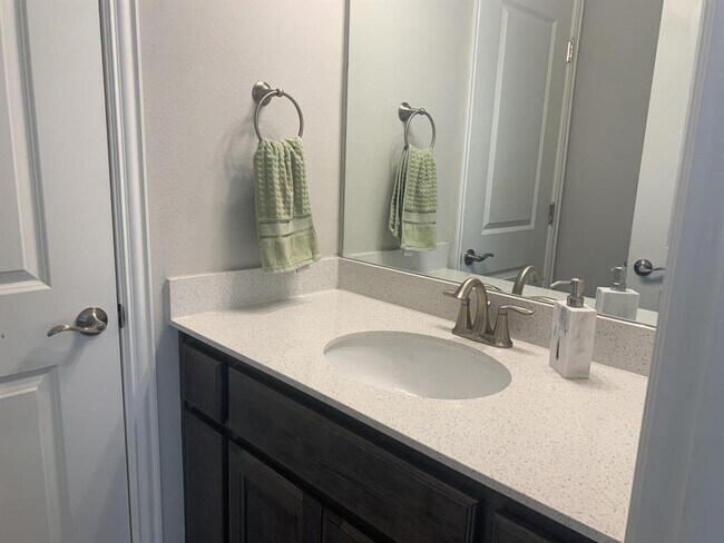 Building Photo - 12504 Ayrshire Wy