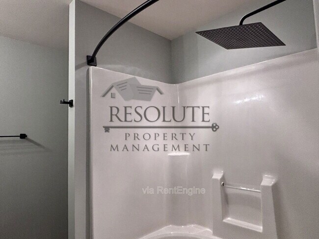 Building Photo - 3839 Cary Glen Blvd