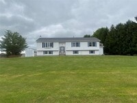 Building Photo - 286 Cricket Hill Rd