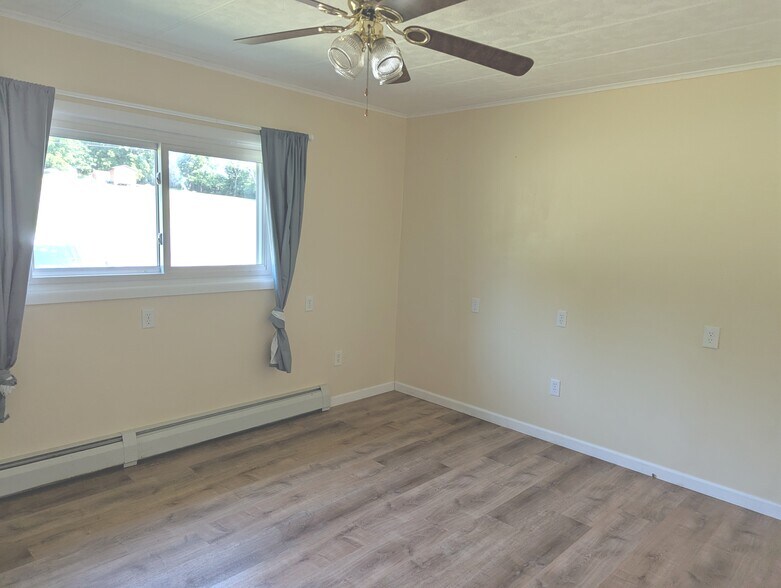 BEDROOM 3 - 109 Allyn Rd