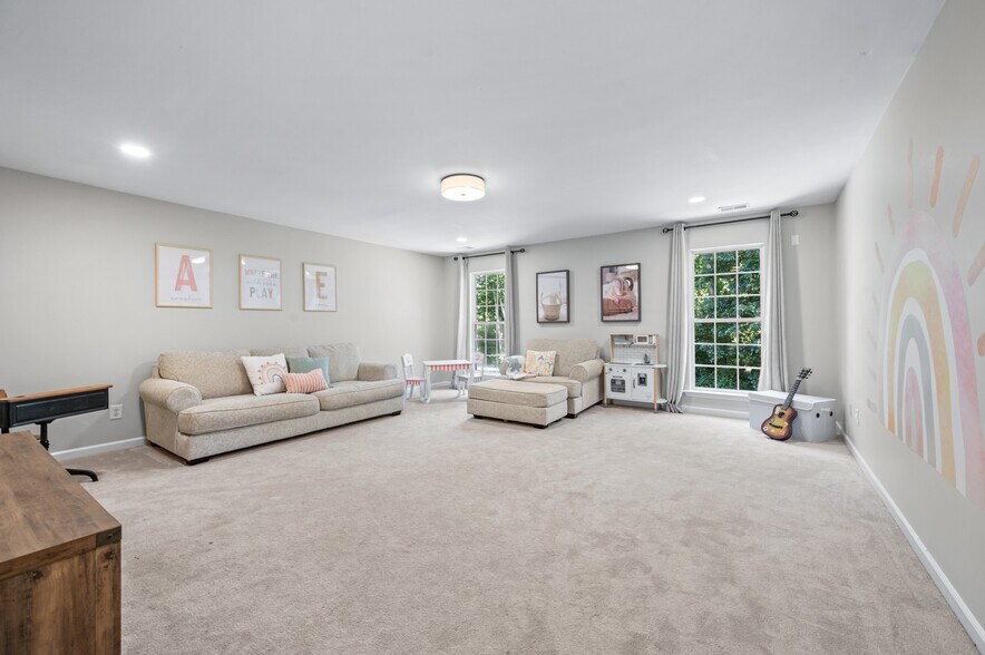 Building Photo - 6428 Holly Trace Ct