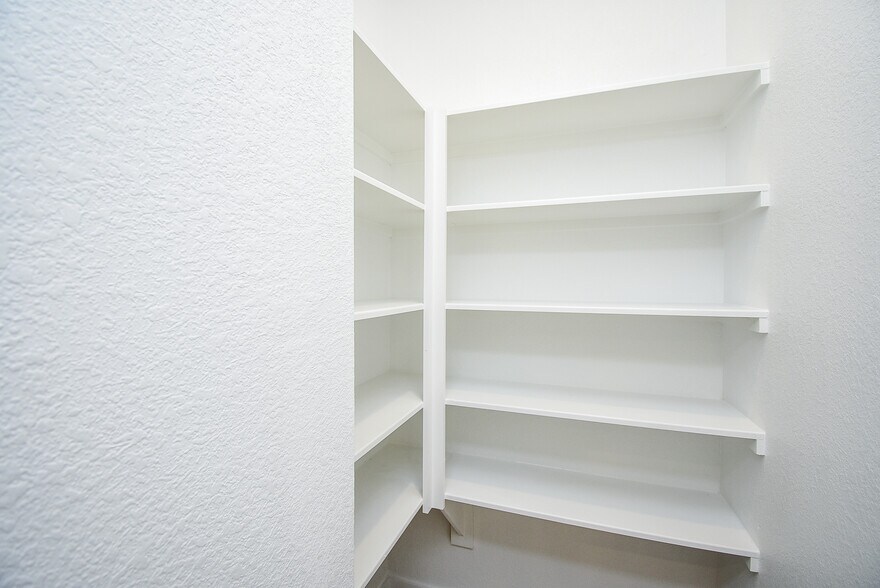 Huge walk in pantry - 6714 Iron Clover Dr