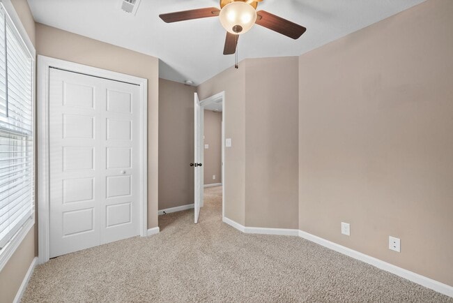 Building Photo - 3 Bedroom Home for Rent!