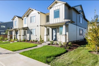 Building Photo - 7743 SE Kinnaman St