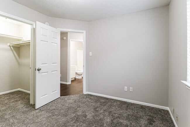 Building Photo - 4918 Bryant Ridge Rd