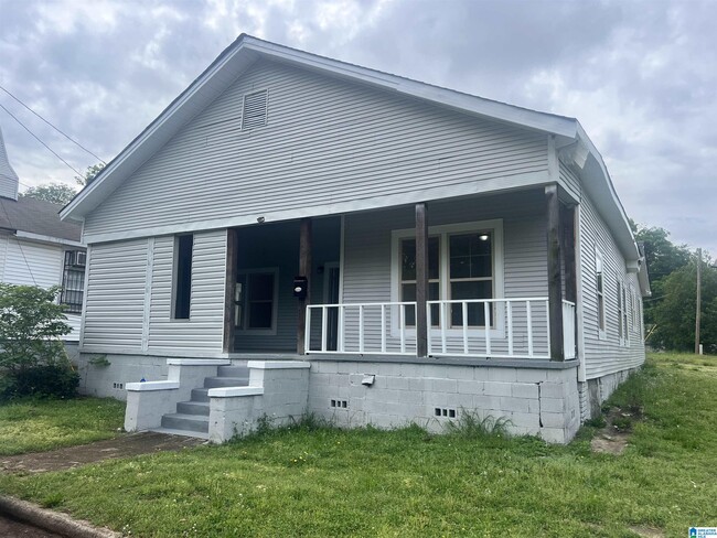 Primary Photo - 309 Iota Ave S
