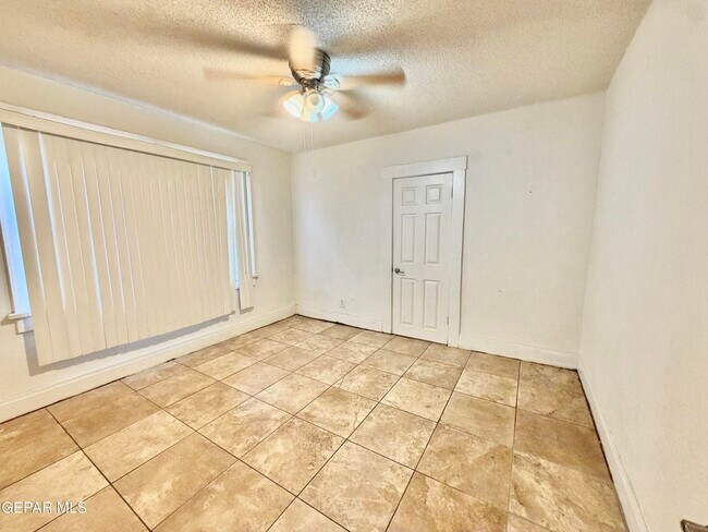 Building Photo - 3429 Tularosa Ave