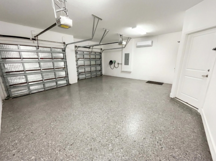 Building Photo - 4879 NW 55th St