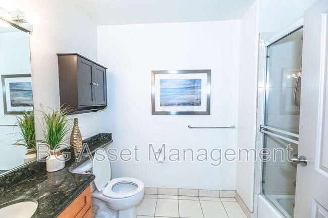 Building Photo - 1459 MacArthur Blvd