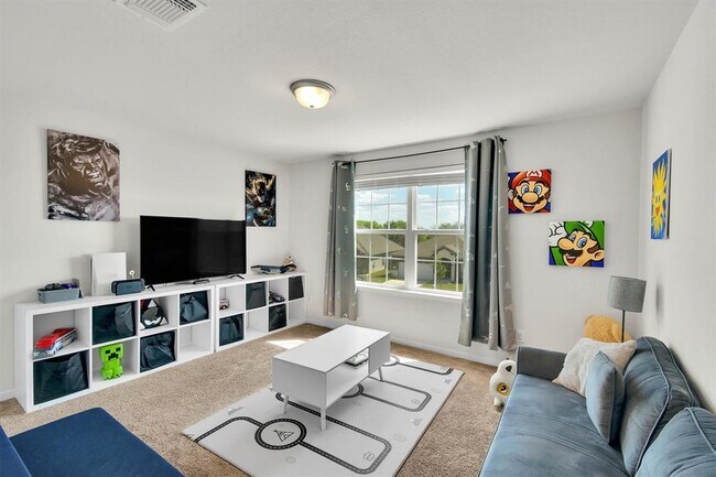Building Photo - 632 Friar Tuck Dr