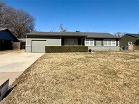 Building Photo - Brookside Beauty!!!