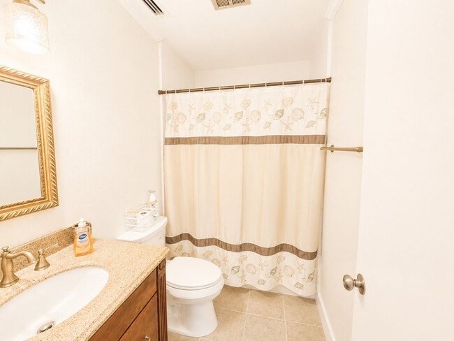 Building Photo - 9718 Hernando Ct