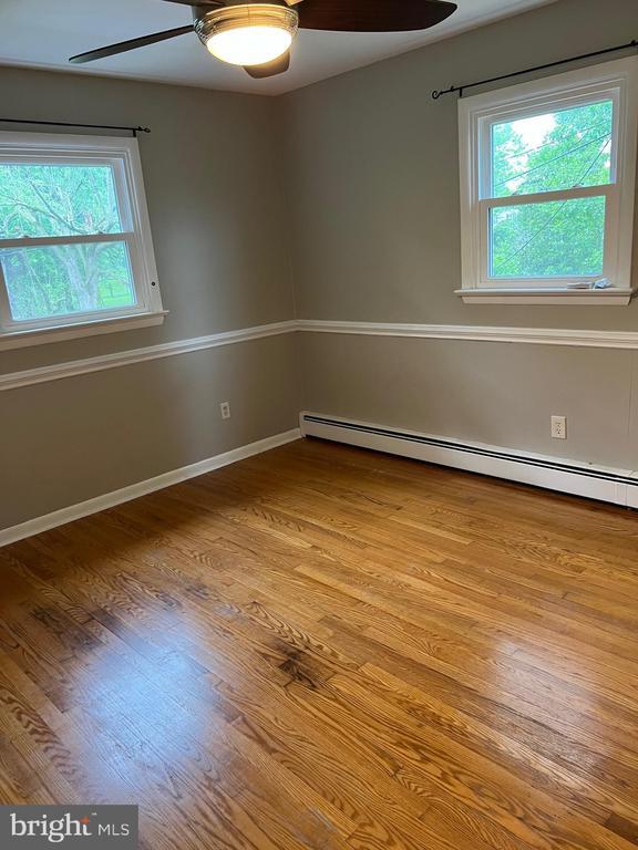 Building Photo - 7711 Farmdale Ave