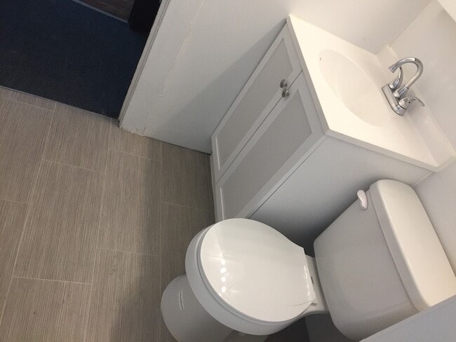 Building Photo - 258 E 29th St