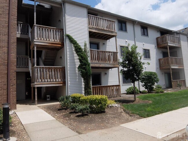 Primary Photo - 5307 Ravens Crest Dr