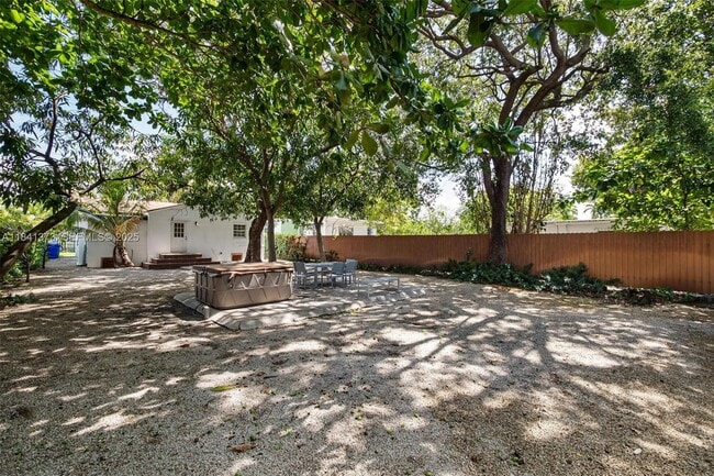 Building Photo - 154 NW 45th St