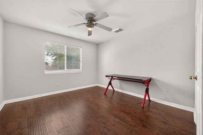 Building Photo - 6419 Paso Del Sol Dr