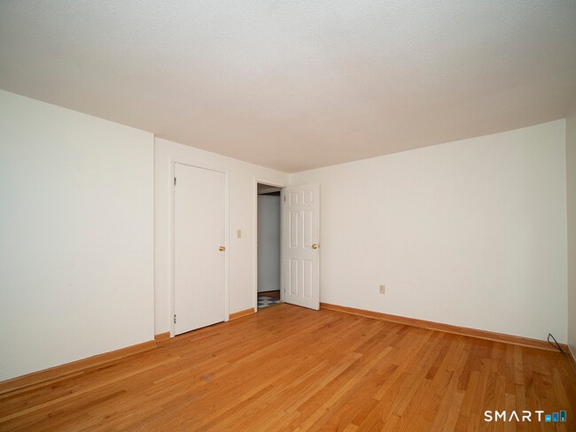 Building Photo - 38 Landin St