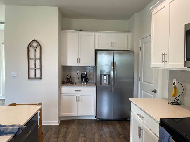 Building Photo - New Construction 4BR 2.5BA | The Falls at ...