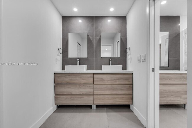 Building Photo - 1769 Wa Kee Na Dr