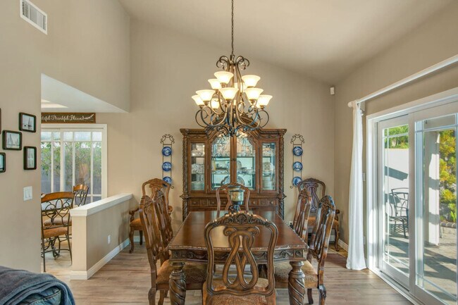 Building Photo - 3672 Seascape Dr