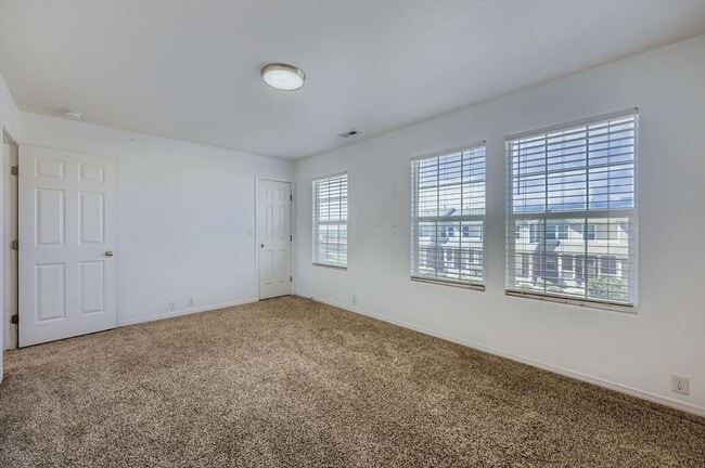 Building Photo - 7398 Countryside Grove