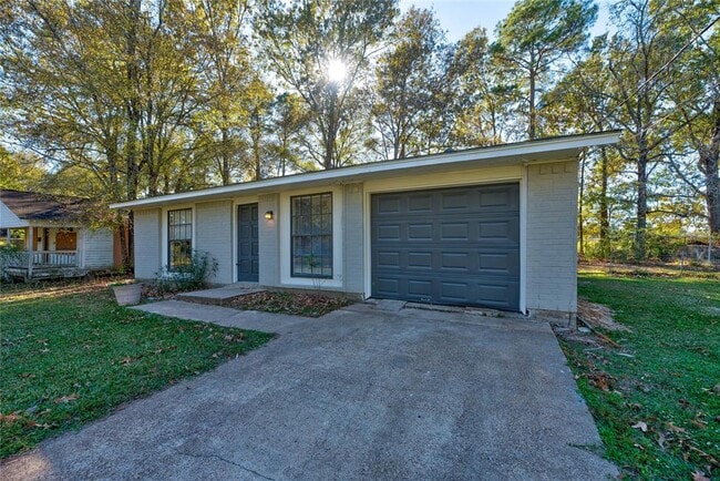 Primary Photo - 160 Beeson Ave