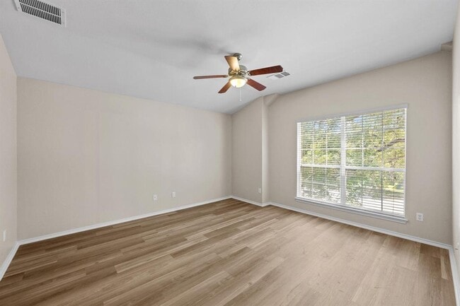 Building Photo - 2113 Campfield Pkwy