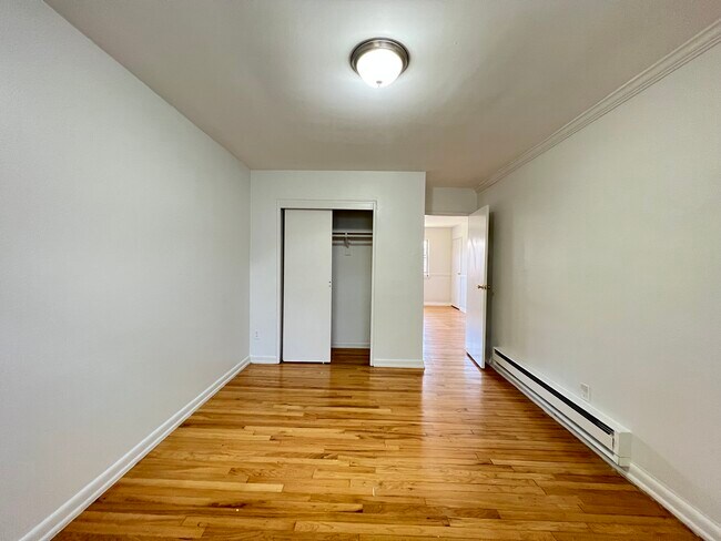 419 Stuyvesant Ave 4 - 418 Stuyvesant Ave