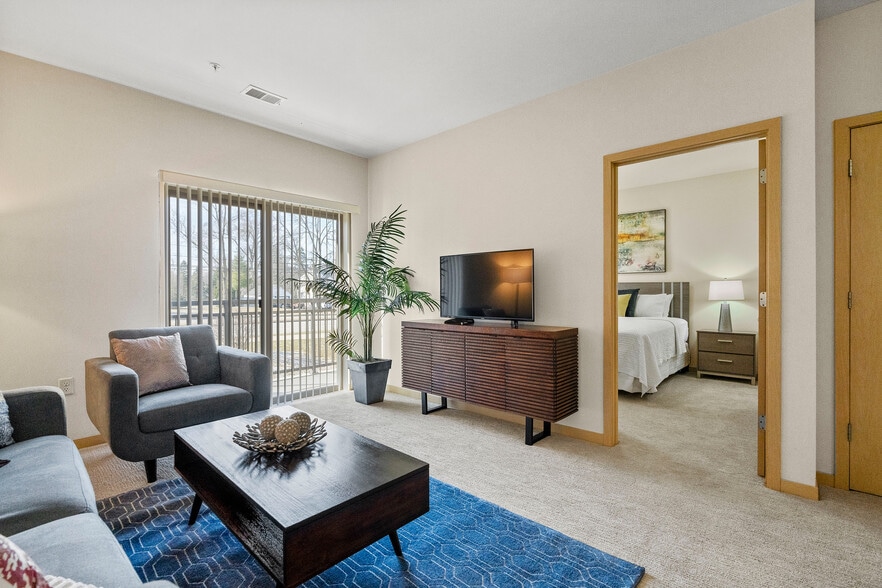 The Woodlands Living Room - The Woodlands Apartments