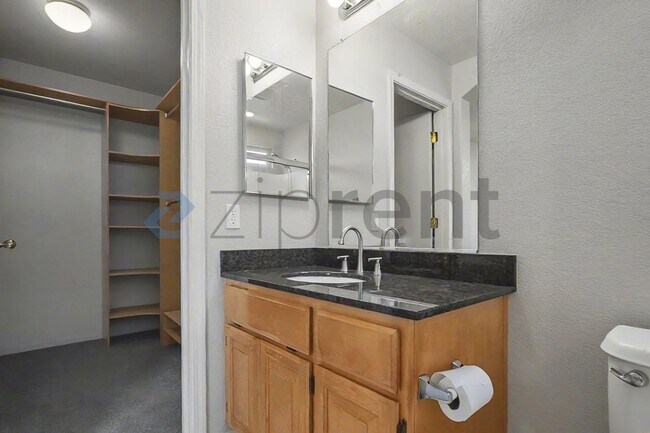 Building Photo - 1833 Blue Skies Way