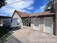 Building Photo - 4350 Sheffield Ave