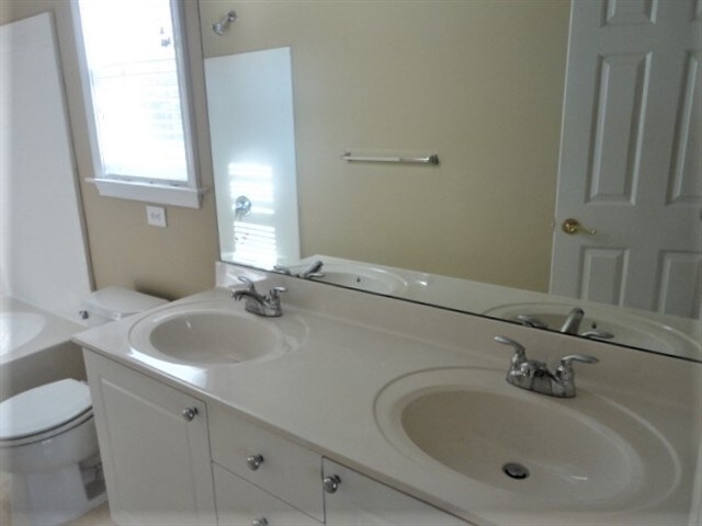 Building Photo - 276 Stansbury Ln