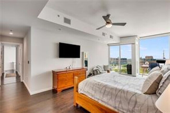 Building Photo - Furnished Luxury Buckhead Condo - Walk to EVERYTHING