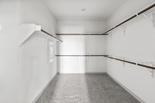 Building Photo - 7404 Sagira Path