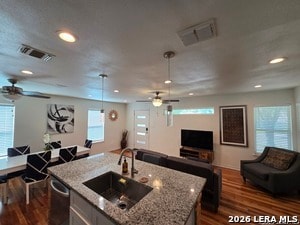 Building Photo - 1338 W Elsmere Pl