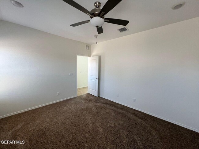 Building Photo - 1313 Meadow Rd
