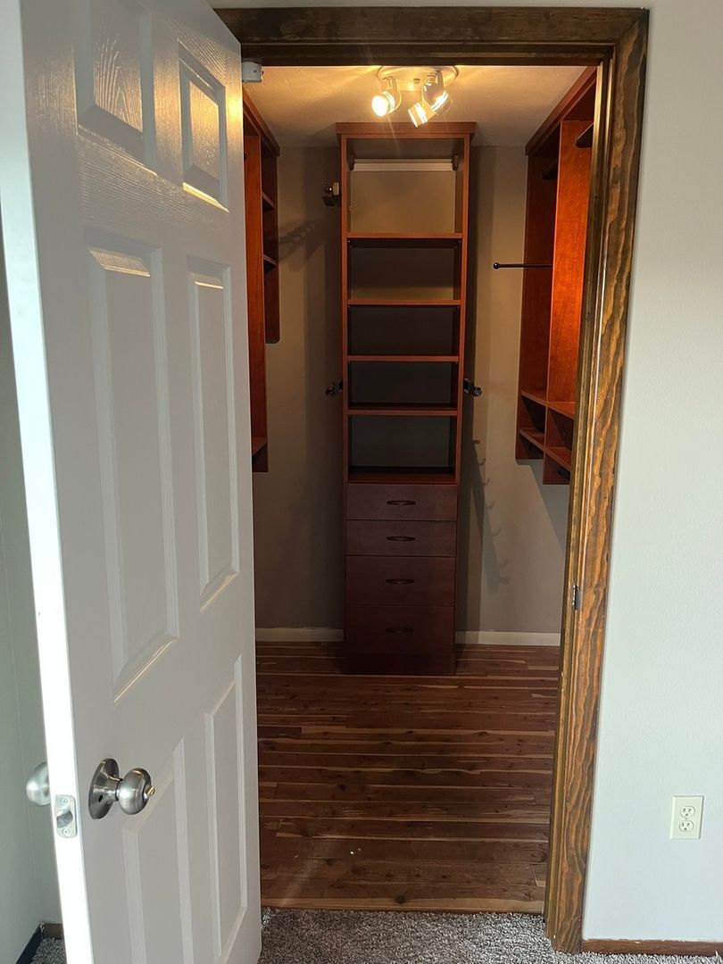 Building Photo - 8350 W 81st Dr